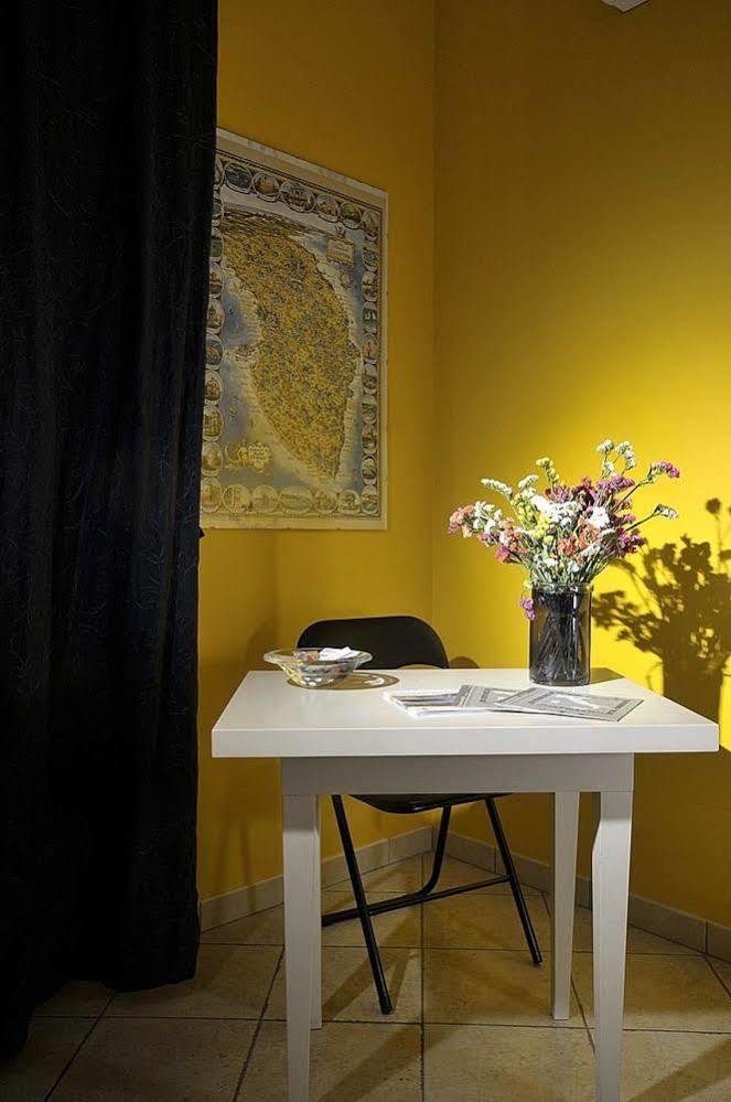 Barocco.Oberdan Bed & Breakfast เลชเช ภายนอก รูปภาพ